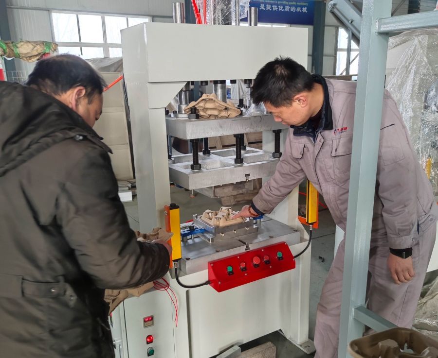 蛋托機(jī)、蛋托生產(chǎn)線(xiàn)、雞蛋托盤(pán)機(jī)，請(qǐng)致電宏潤(rùn)包裝