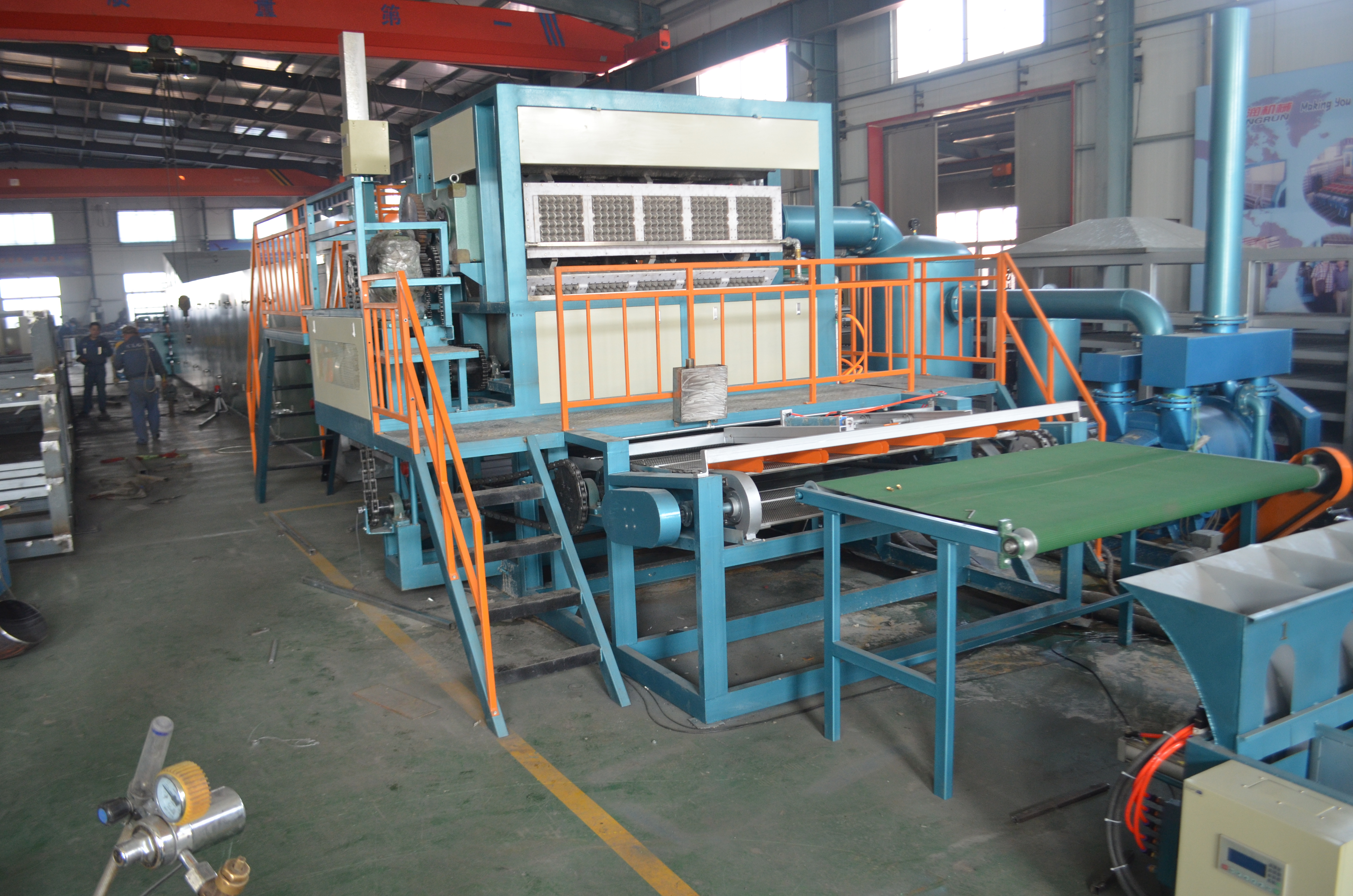 蛋托機(jī)、蛋托生產(chǎn)線(xiàn)、雞蛋托盤(pán)機(jī)，請(qǐng)致電宏潤(rùn)包裝